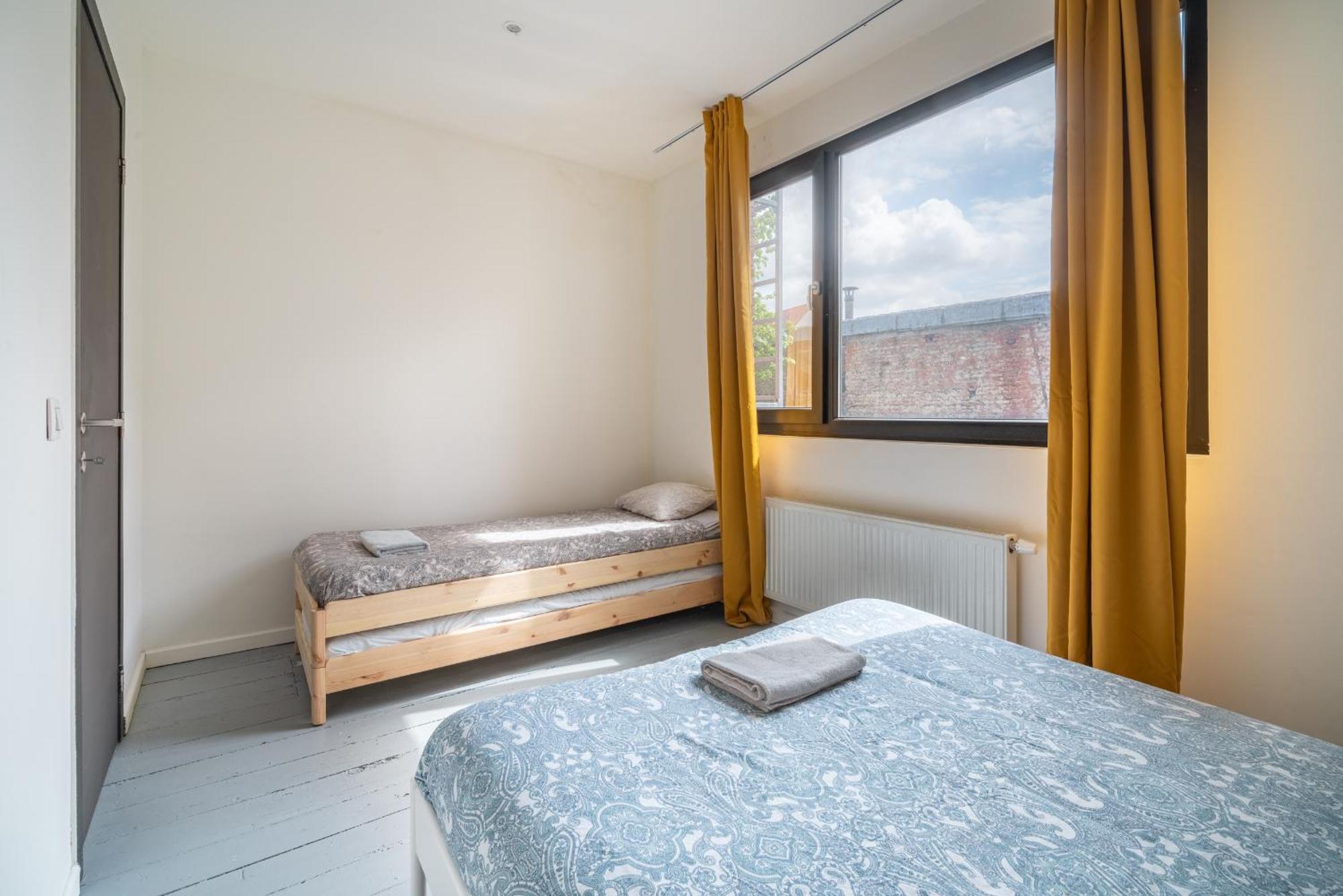 Charming Two-Bedroom River Side Apartment Antwerpen Buitenkant foto