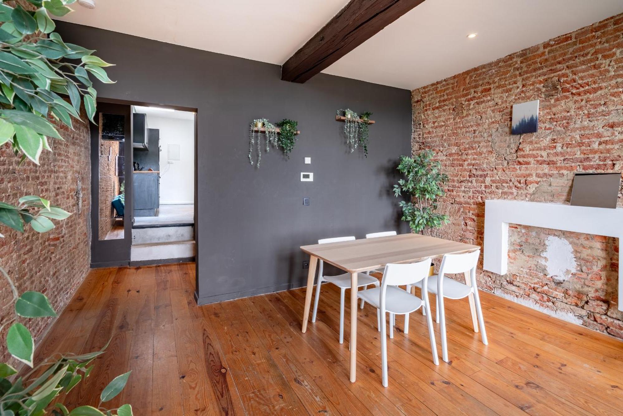 Charming Two-Bedroom River Side Apartment Antwerpen Buitenkant foto