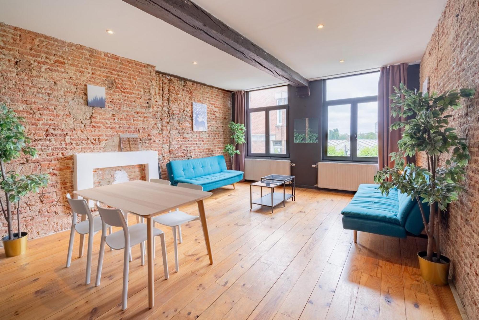 Charming Two-Bedroom River Side Apartment Antwerpen Buitenkant foto